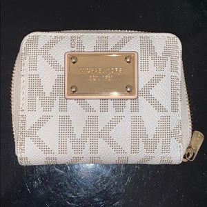 Michael Kors Whit Leather Wallet